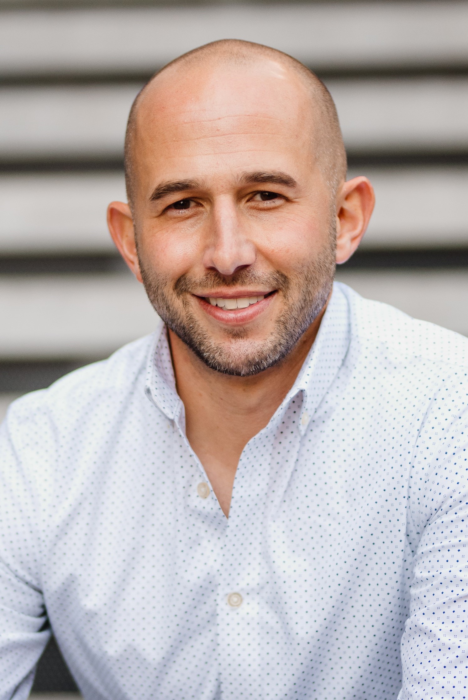 Zach Mercurio Headshot